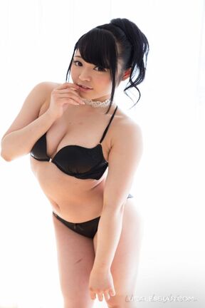 Kisaragi Aiku and Kawagoe Yui stripping bra and panties